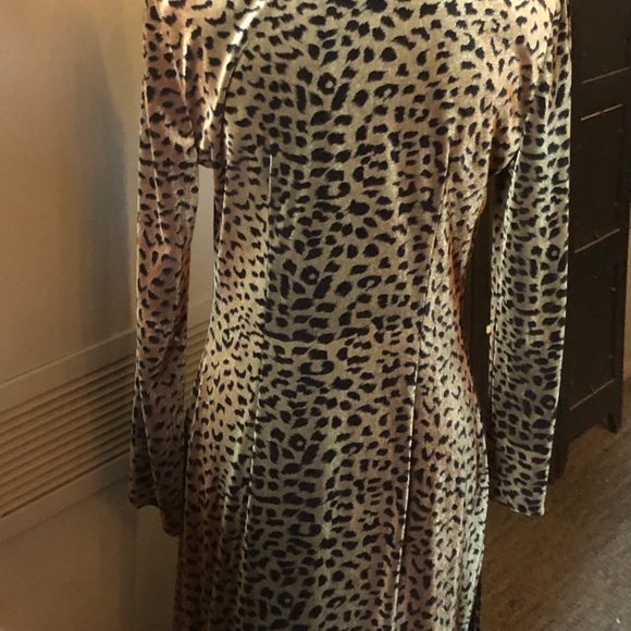 Fabulous leopard print duster - can wear with jeans or dressy - Picture 3 of 4